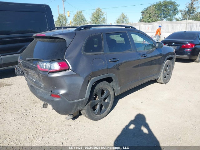 2022 Jeep Cherokee Latitude Lux მანქანა იყიდება აუქციონზე, vin: 1C4PJMMX6ND515336, აუქციონის ნომერი: 12711423