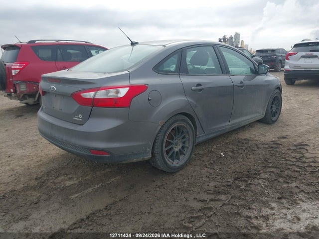 Ford FOCUS SE 2014 1FADP3F26EL249826 Image 4