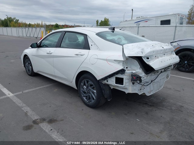 KMHLM4DG2SU883414 Hyundai Elantra