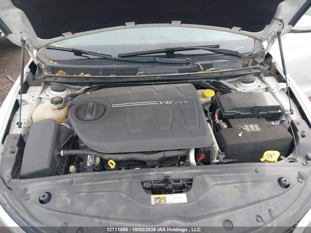 Продаж на аукціоні авто 2015 Chrysler 200, vin: 1C3CCCCG4FN713675, номер лоту: 12711458