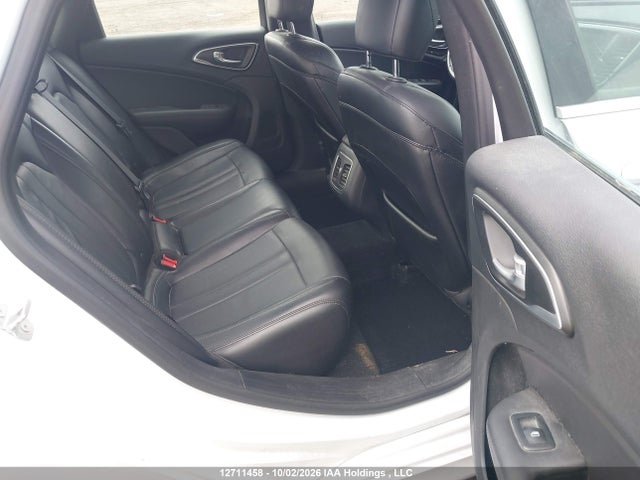 Продаж на аукціоні авто 2015 Chrysler 200, vin: 1C3CCCCG4FN713675, номер лоту: 12711458