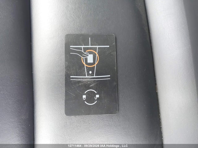 Tesla Model Y 2023 7SAYGAEE8PF590701 Image 11