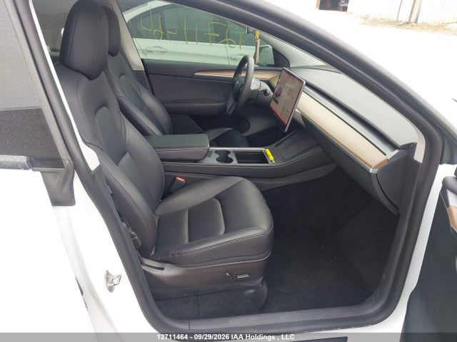 Tesla Model Y 2023 7SAYGAEE8PF590701 Image 5