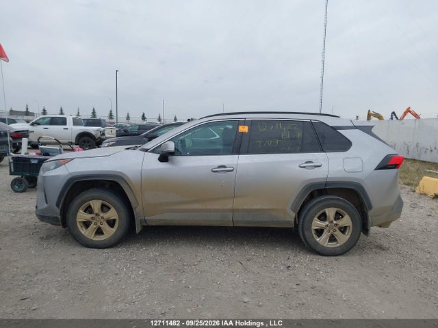 Toyota RAV4 LE 2019 2T3B1RFV6KC037406 Image 14