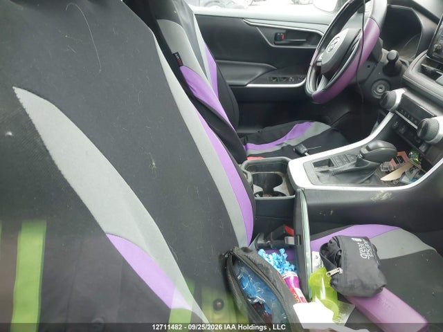Toyota RAV4 LE 2019 2T3B1RFV6KC037406 Image 5