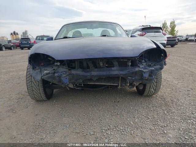 12711483 :رقم المزاد ، JM1NB353440405787 vin ، 2004 Mazda Mx-5 Miata Gs/gt/gx مزاد بيع