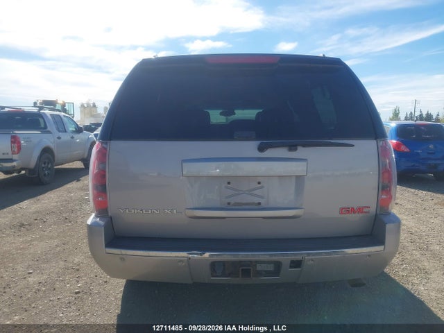 12711485 :رقم المزاد ، 1GKFK66858J210902 vin ، 2008 Gmc Yukon Xl Denali Denali مزاد بيع