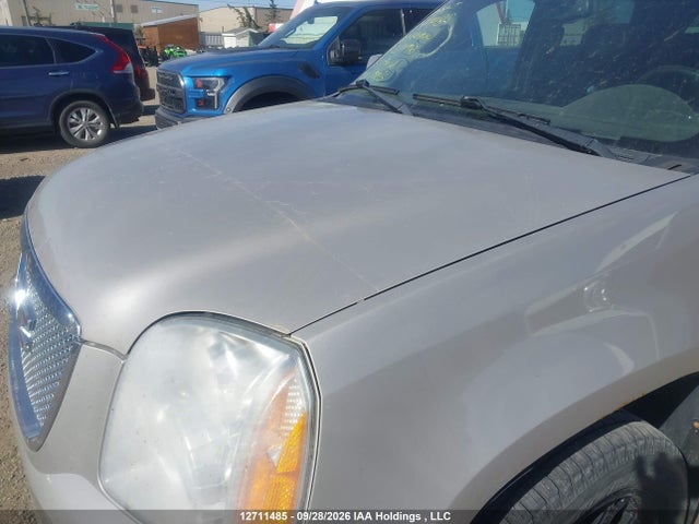 12711485 :رقم المزاد ، 1GKFK66858J210902 vin ، 2008 Gmc Yukon Xl Denali Denali مزاد بيع