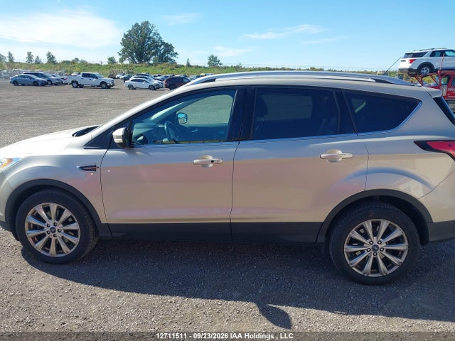 Ford Escape 2017 1FMCU9J98HUB18655 Image 14