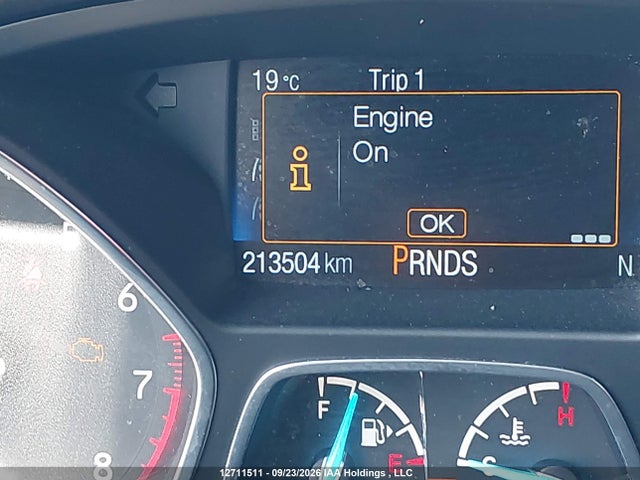 Ford Escape 2017 1FMCU9J98HUB18655 Image 15