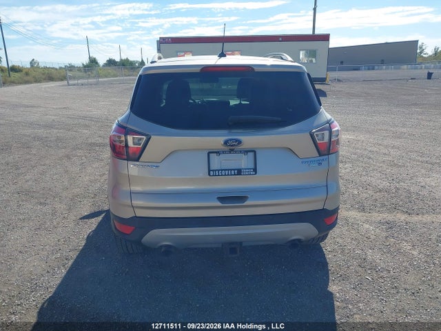 Ford Escape 2017 1FMCU9J98HUB18655 Image 16