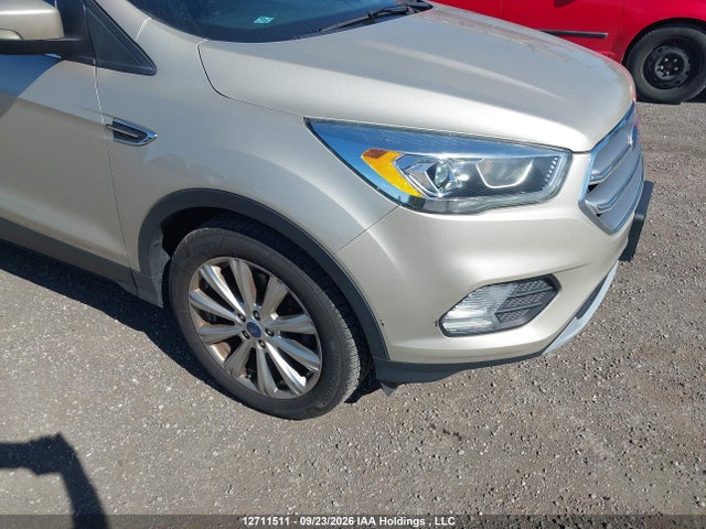 Ford Escape 2017 1FMCU9J98HUB18655 Image 6