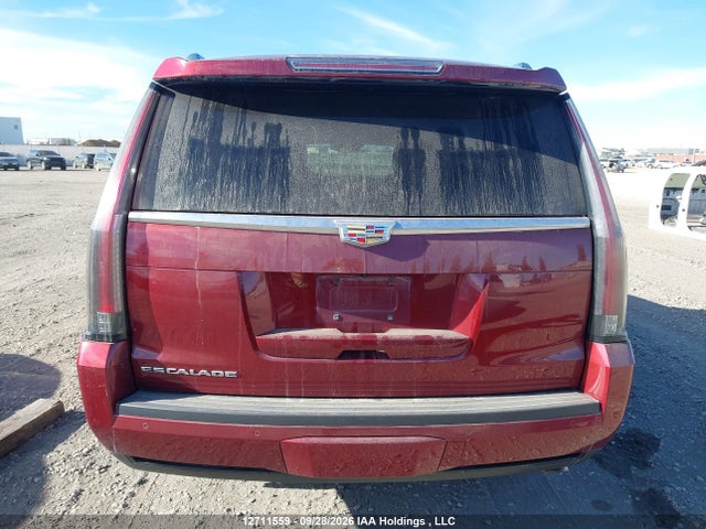 12711559 :رقم المزاد ، 1GYS4DKJ6GR375093 vin ، 2016 Cadillac Escalade Platinum مزاد بيع
