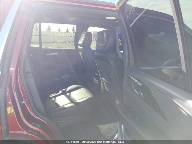 12711559 :رقم المزاد ، 1GYS4DKJ6GR375093 vin ، 2016 Cadillac Escalade Platinum مزاد بيع