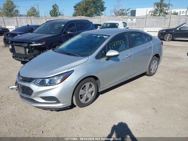 Chevrolet Cruze Ls Auto 2018 1G1BC5SMXJ7182921 Image 2