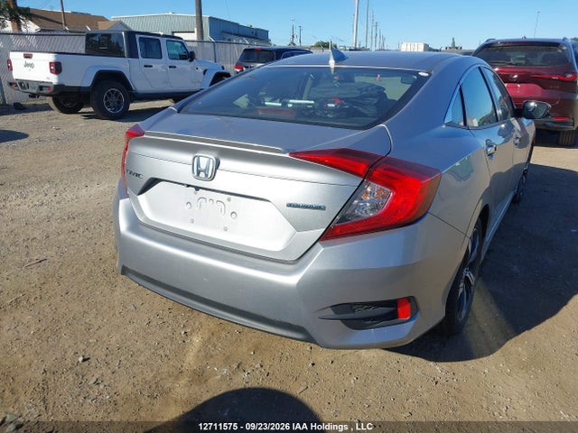 2HGFC1F95JH108383 Honda Civic Touring