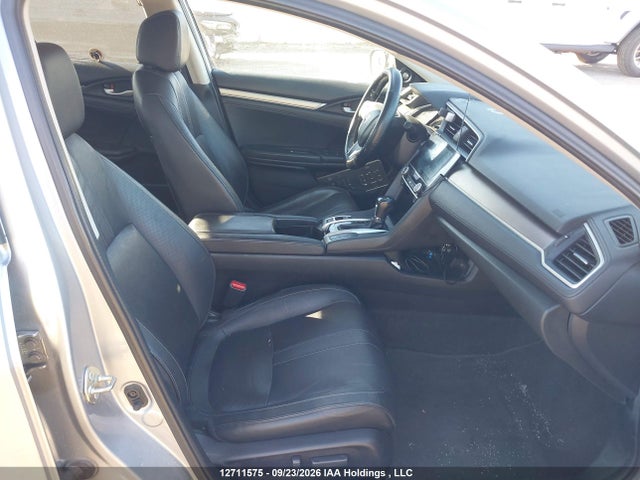 2HGFC1F95JH108383 Honda Civic Touring