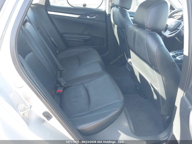 2HGFC1F95JH108383 Honda Civic Touring
