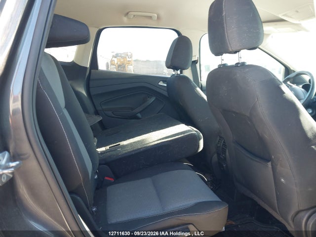12711630 :رقم المزاد ، 1FMCU0GD1HUD79195 vin ، 2017 Ford Escape مزاد بيع