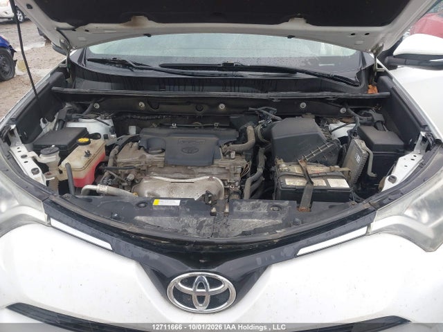 Toyota RAV4 LE 2016 2T3BFREVXGW417440 Image 10