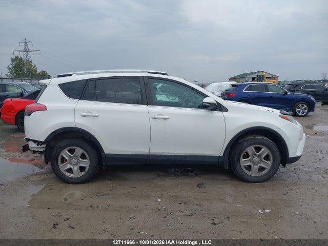 Toyota RAV4 LE 2016 2T3BFREVXGW417440 Image 14