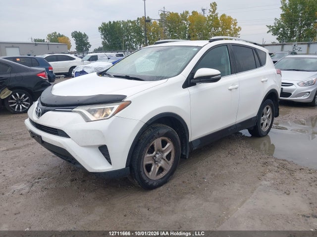 Toyota RAV4 LE 2016 2T3BFREVXGW417440 Image 2