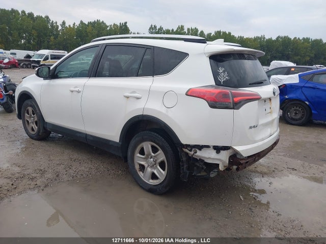 Toyota RAV4 LE 2016 2T3BFREVXGW417440 Image 3