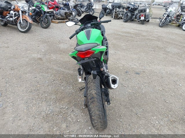 12711683 :رقم المزاد ، JKAEX8A10DDA11275 vin ، 2013 Kawasaki Ex300 A مزاد بيع