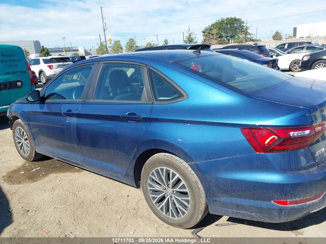 12711703 :رقم المزاد ، 3VWCB7BUXLM064965 vin ، 2020 Volkswagen Jetta Comfortline مزاد بيع