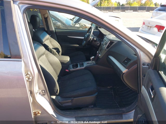 12711708 :رقم المزاد ، 4S4BRGGC6B3406823 vin ، 2011 Subaru Outback 2.5 I Limited Package مزاد بيع