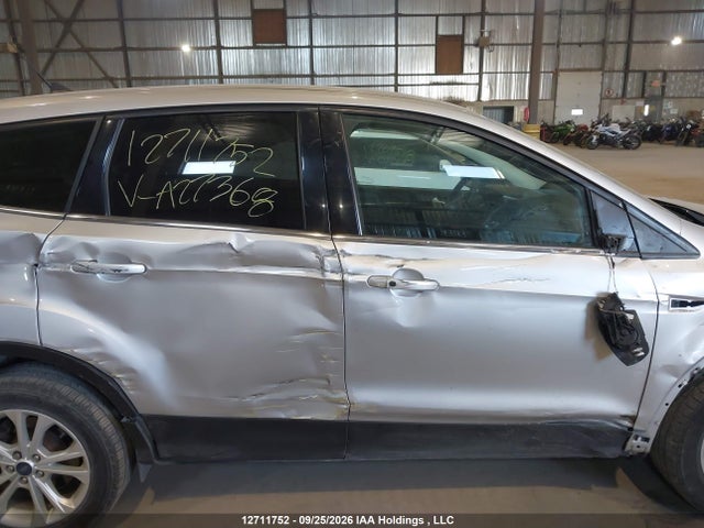 1FMCU9GD6KUA27368 Ford ESCAPE SE