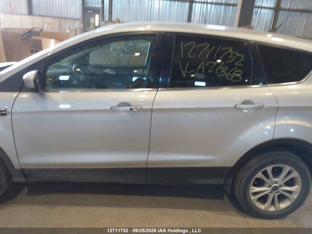 1FMCU9GD6KUA27368 Ford ESCAPE SE