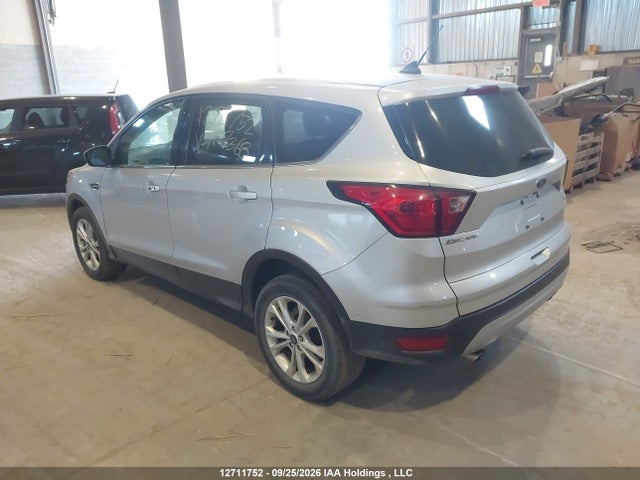 1FMCU9GD6KUA27368 Ford ESCAPE SE