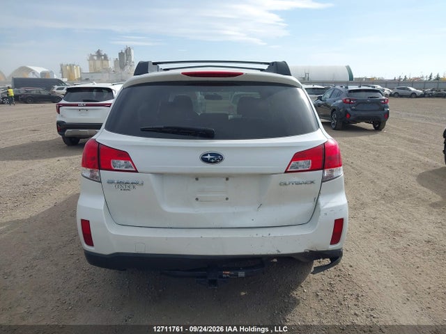 Subaru Outback 2.5i Premium 2014 4S4BRGBC8E3286180 Image 16