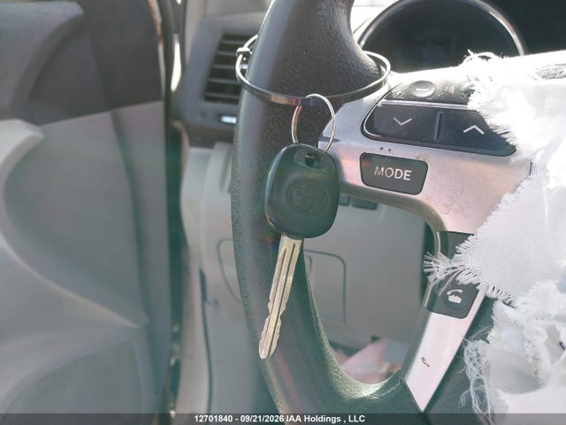 Aukcja sprzedaży 2013 Toyota Highlander V6, vin: 5TDBK3EH5DS271223, numer aukcji: 12701840