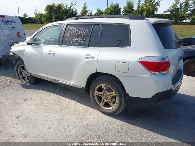 Aukcja sprzedaży 2013 Toyota Highlander V6, vin: 5TDBK3EH5DS271223, numer aukcji: 12701840