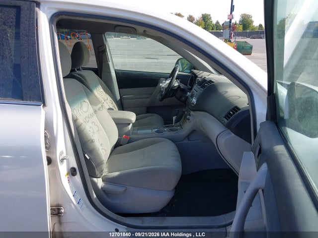 Aukcja sprzedaży 2013 Toyota Highlander V6, vin: 5TDBK3EH5DS271223, numer aukcji: 12701840