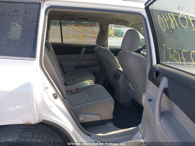 Aukcja sprzedaży 2013 Toyota Highlander V6, vin: 5TDBK3EH5DS271223, numer aukcji: 12701840