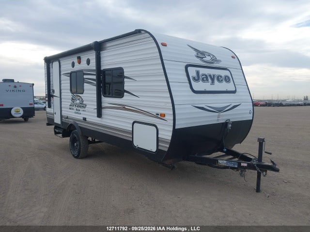 Продажа на аукционе авто 2017 Jayco Jay Flight, vin: 1UJBJ0AJXH77A0104, номер лота: 12711792
