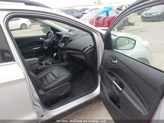 12711813 :رقم المزاد ، 1FMCU9HD6JUA12883 vin ، 2018 Ford Escape Sel مزاد بيع