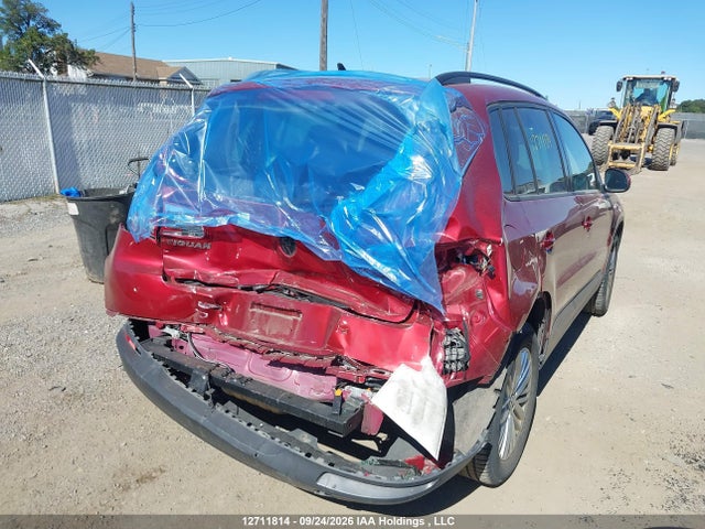 Продажа на аукционе авто 2015 Volkswagen Tiguan S/se/sel/r-line, vin: WVGJV7AX5FW082979, номер лота: 12711814