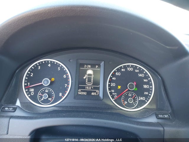 Продажа на аукционе авто 2015 Volkswagen Tiguan S/se/sel/r-line, vin: WVGJV7AX5FW082979, номер лота: 12711814