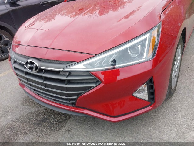 Hyundai Elantra Essential 2019 KMHD74LF4KU735057 Image 20