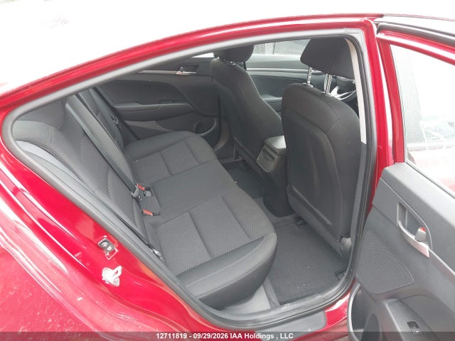Hyundai Elantra Essential 2019 KMHD74LF4KU735057 Image 8