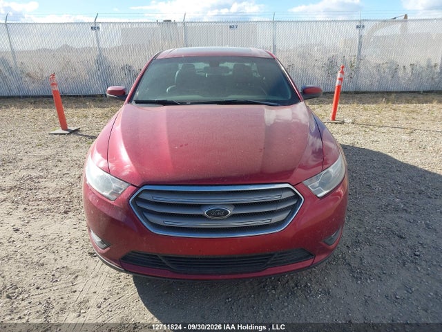 12711824 :رقم المزاد ، 1FAHP2E89DG223438 vin ، 2013 Ford Taurus Sel مزاد بيع