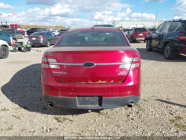 12711824 :رقم المزاد ، 1FAHP2E89DG223438 vin ، 2013 Ford Taurus Sel مزاد بيع