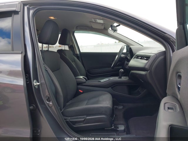 3CZRU6H32LM108290 Honda HR-V LX