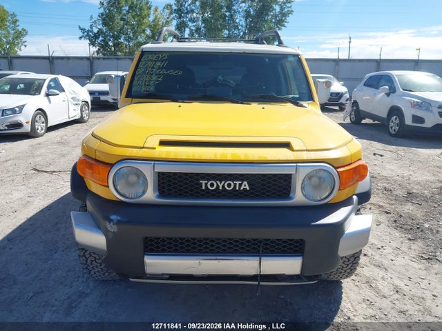 12711841 :رقم المزاد ، JTEBU11F670003562 vin ، 2007 Toyota Fj Cruiser مزاد بيع