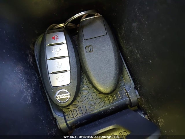 3N1CP5DV1ML473414 Nissan KICKS SR