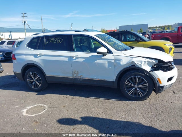 3VV4B7AX7KM184497 Volkswagen Tiguan Sel Premium/sel Premium R-line